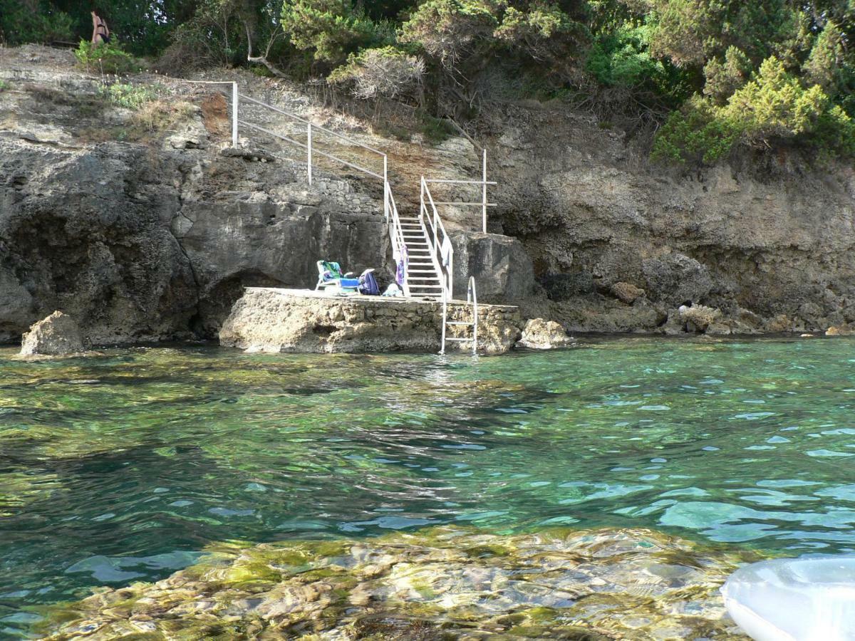 Mercouri Stone Cottage Korakokhórion 외부 사진